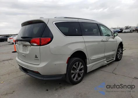 2019 Chrysler Pacifica Limited z USA, uszkodzony, nr VIN 2C4RC1GG9KR603769